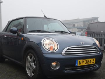 MINI Cooper Cabrio